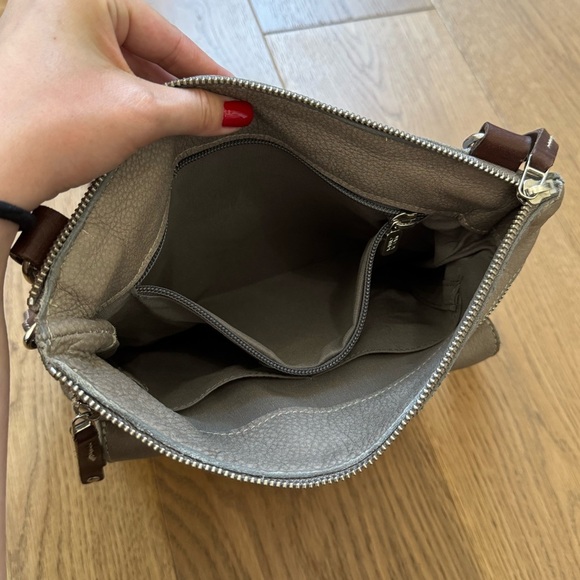 Roots Side Saddle Crossbody Bag - Gray & Tribe Leather - EUC - Picture 11 of 11